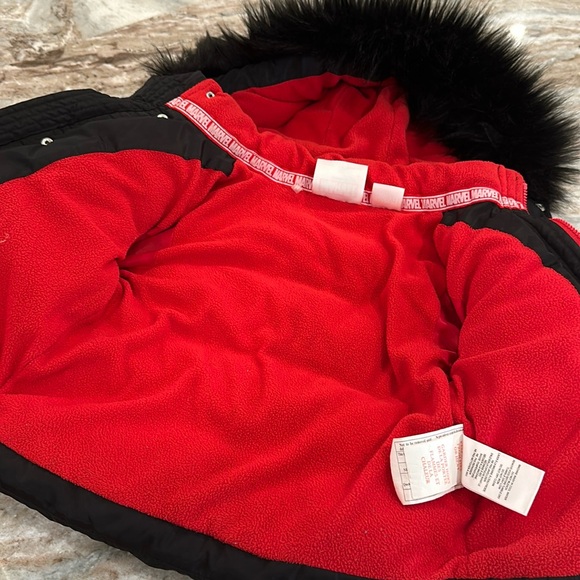 2T Spiderman Coat - Picture 6 of 10